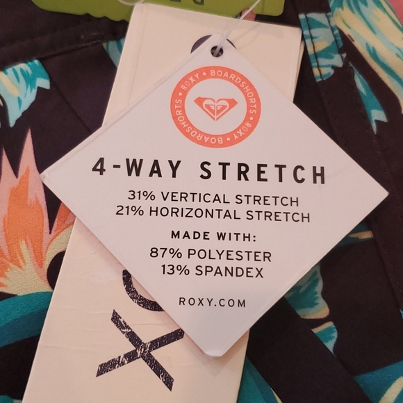 Roxy board shorts - Picture 13 of 14